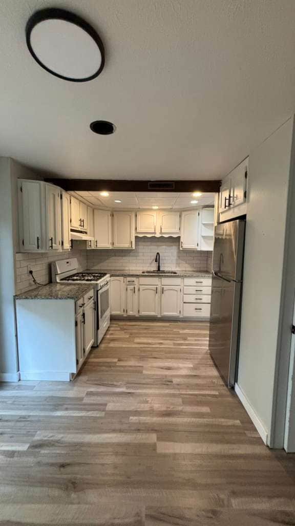 Building Photo - 1651 Mentor Ave