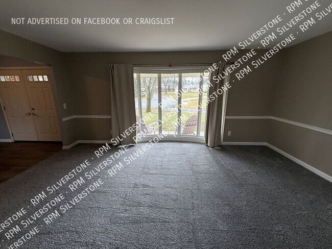 Building Photo - 5283 Rostraver Ct