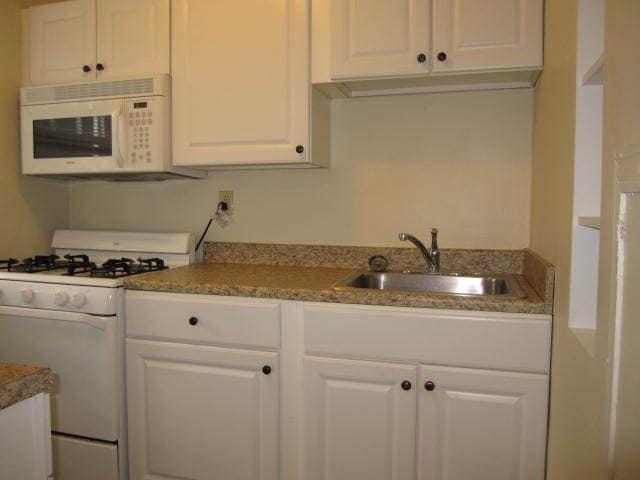 Building Photo - Abbey Woods Apartments