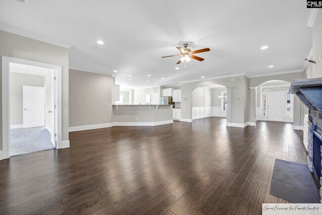 Building Photo - 320 Berlandier Ln