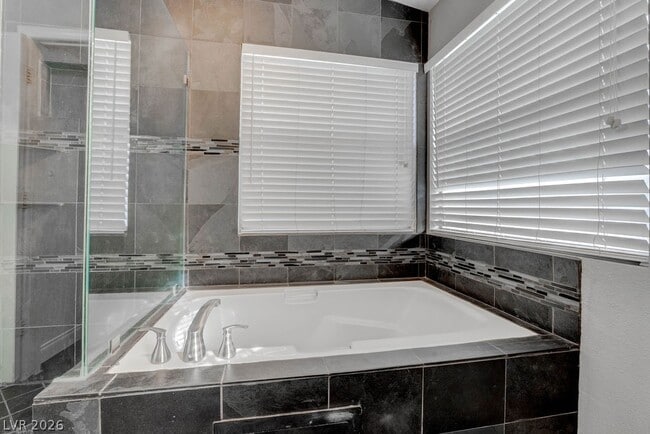 Building Photo - 2205 Riderwood Ave