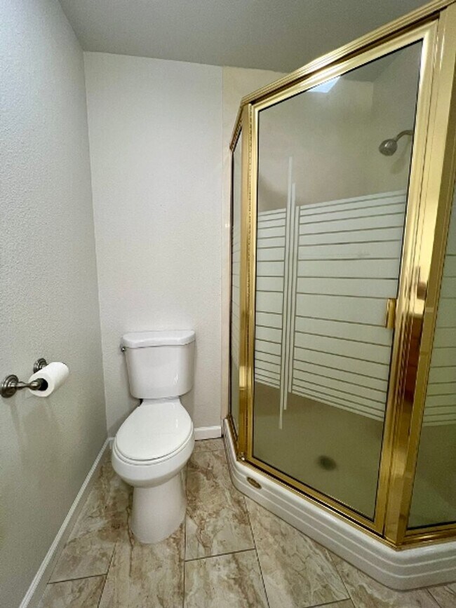 Building Photo - PENDING APPLICATION; Beach Front Access - ...