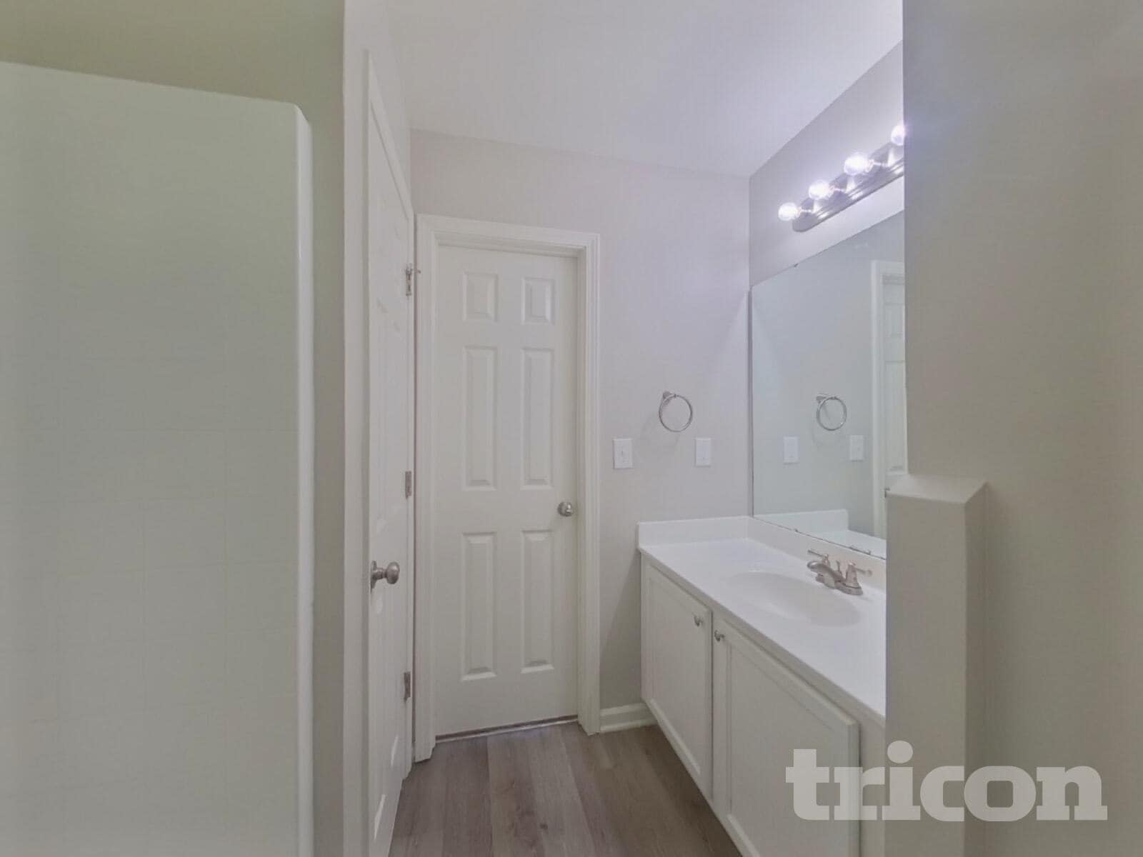 Building Photo - 4920 Hopewood Ln