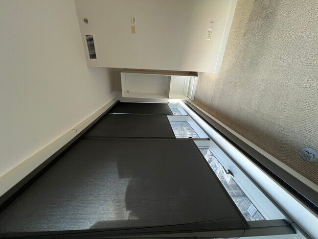 Building Photo - 60 E Monroe St