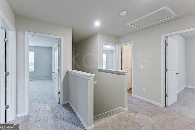 Building Photo - 828 Dove Tree Ln