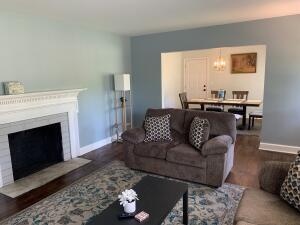 Building Photo - 2417 Comanche Rd