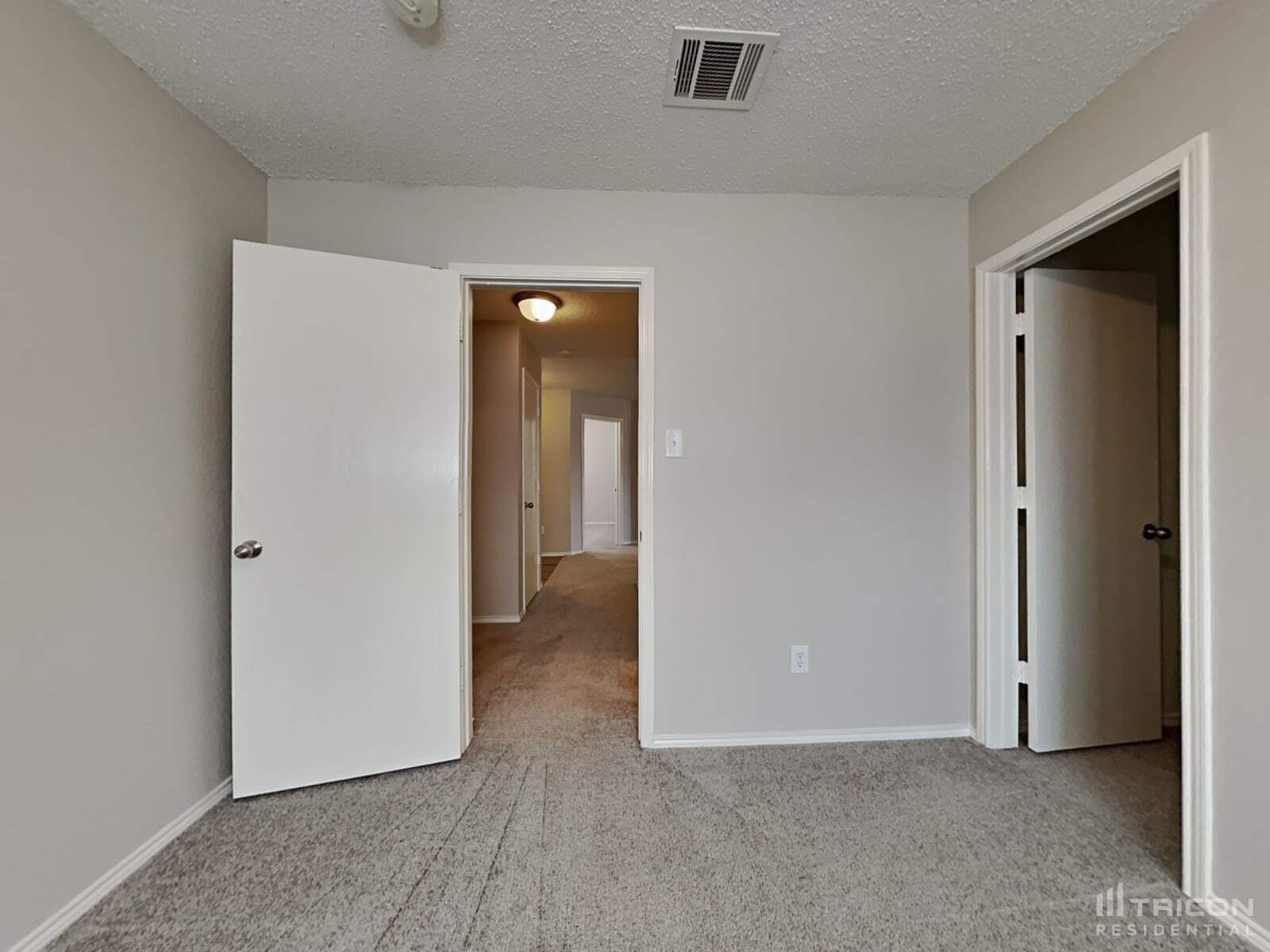 Building Photo - 617 Condor Trail