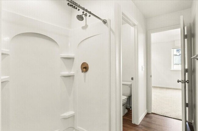 Building Photo - 3 BEDROOM 2 AND A HALF BATH NEWER CONSTRUCTION TWINHOME IN HARMONY VALLEY