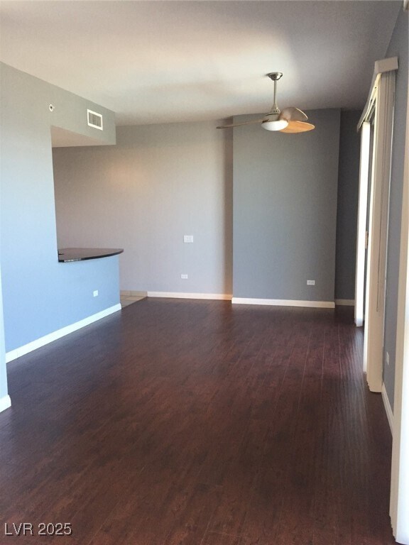 Building Photo - 200 W Sahara Ave