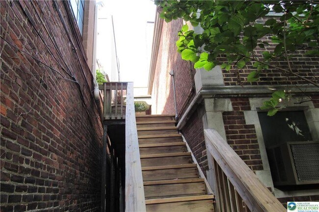 Building Photo - 44 N 2nd St