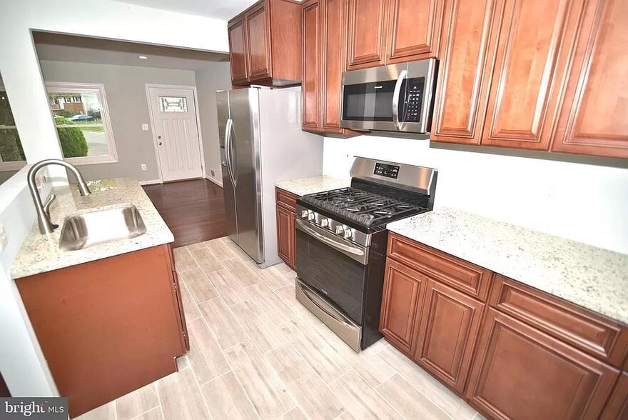 Building Photo - 6900 Lansdale St