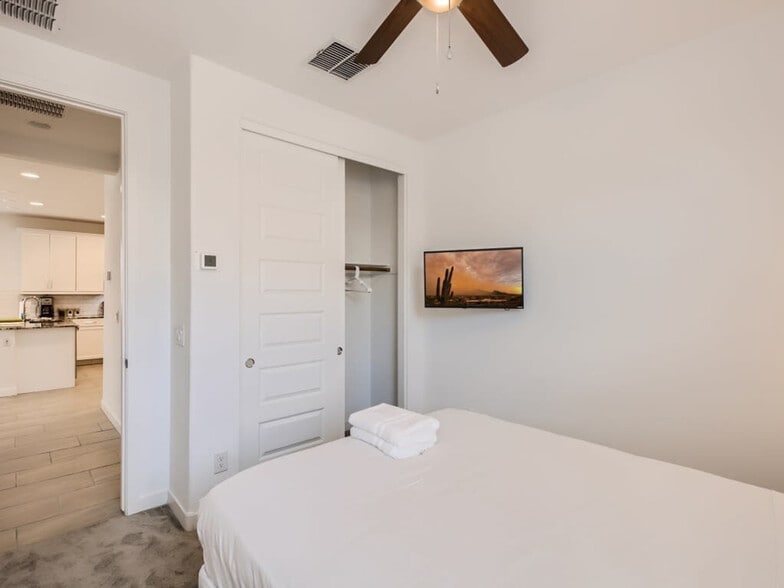 Building Photo - 9417 W Atlantis Wy