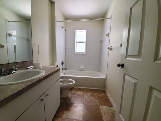 Building Photo - Inverness 3/2/2