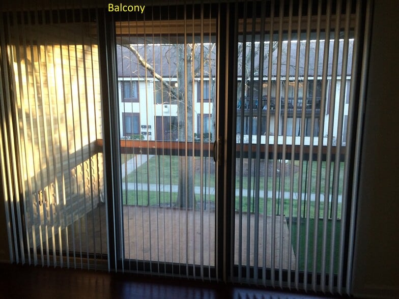Balcony - L6 Twin Rivers Dr N
