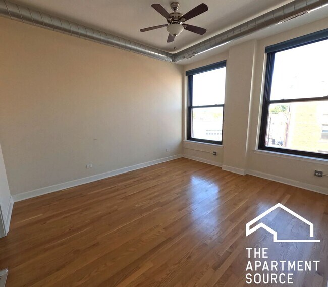 Building Photo - 2778 N Milwaukee Ave