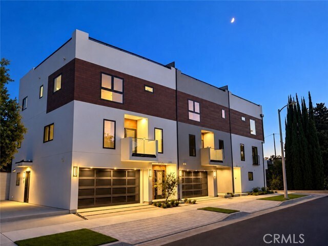 Building Photo - 12818 Bloomfield St