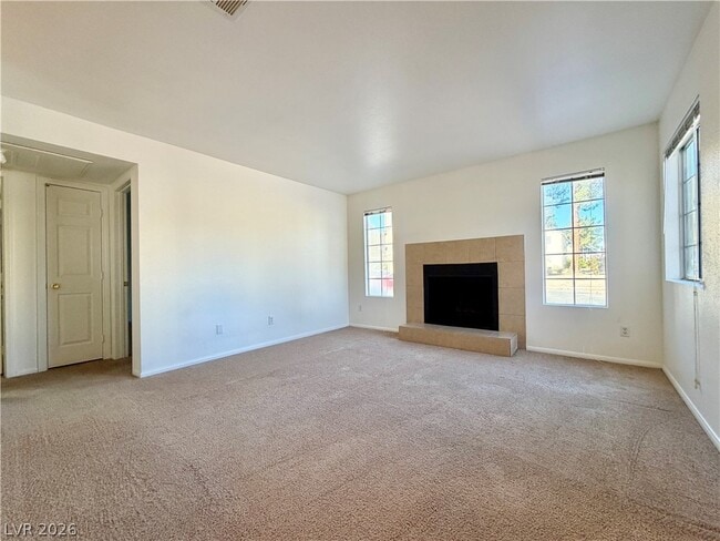 Building Photo - 2704 Aarondavid Dr