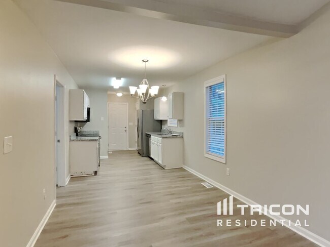 Building Photo - 1204 Poplar Ridge Rd