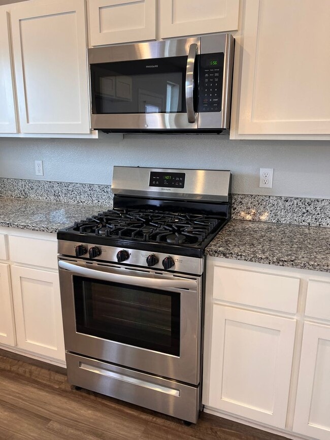 Building Photo - Beautiful 4 Bedroom Home in Fallon