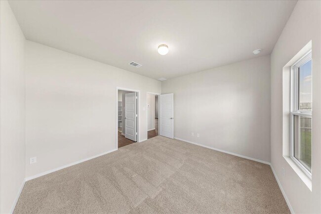 Building Photo - 211 Estallo Wy