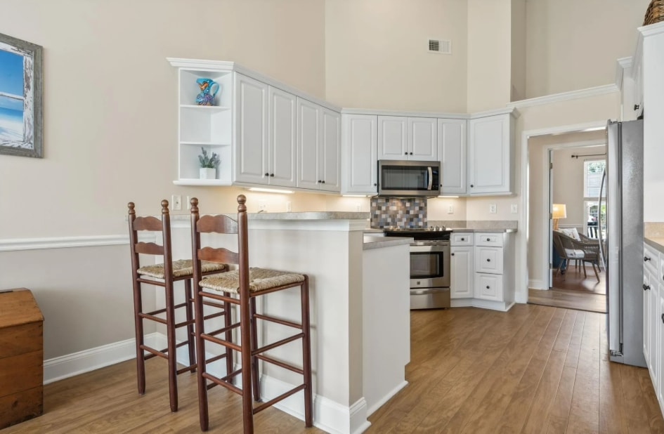 Building Photo - 136 Regency Dr