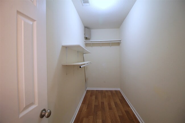 Building Photo - 19927 Black Canyon Dr