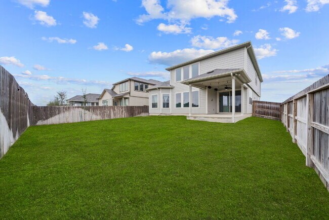 Building Photo - 19322 Amore Bluff