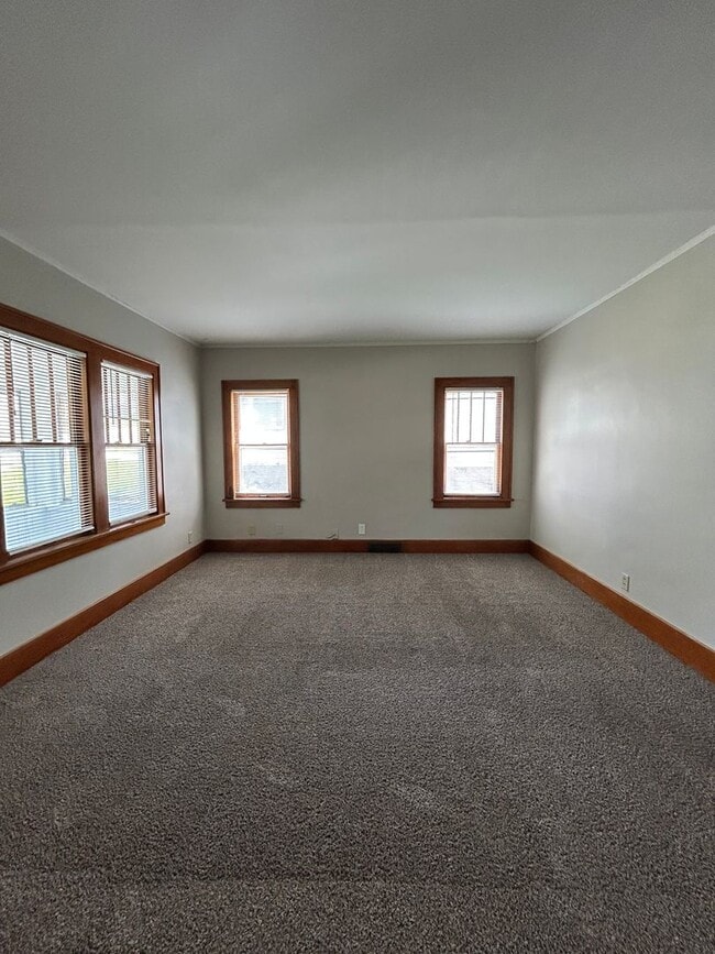 Building Photo - 3516 N 47th Ave