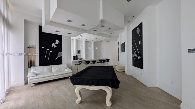 Building Photo - 350 S Miami Ave