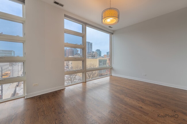 Building Photo - 1151 W Washington Blvd