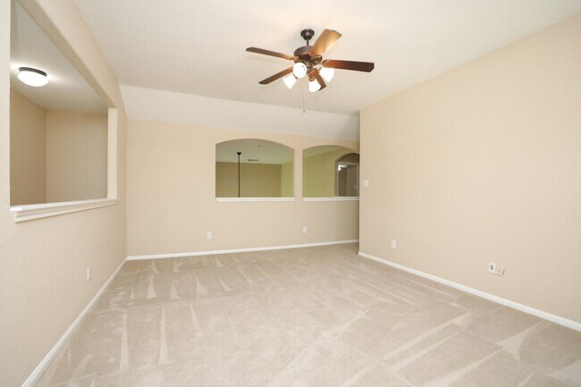 Building Photo - For Lease | 4 Bed, 2.5 Bath | 2,587 Sq Ft ...