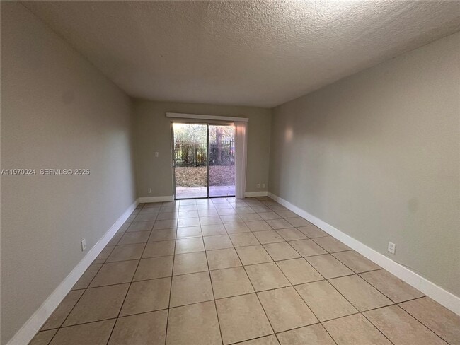 Building Photo - 95 NE 41st St