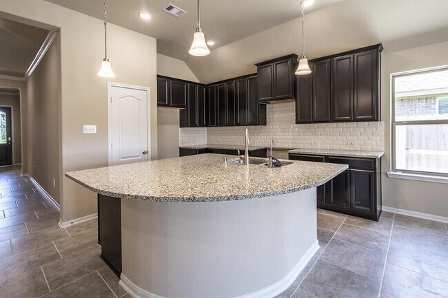 Building Photo - 2622 Ivy Wood Ln