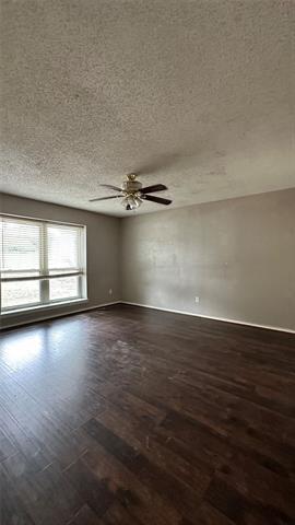 Building Photo - 3018 Apple Valley Dr