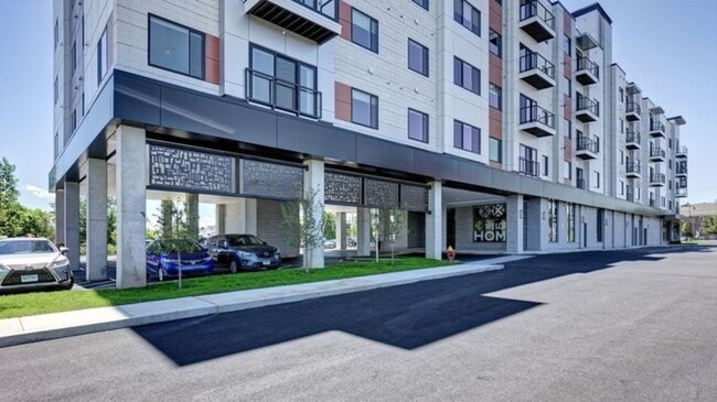 Building Photo - 1160-1178 Silas Deane Hwy