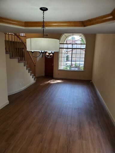 Dining room looking back to living room entry - 2040 Goldenrod Ln