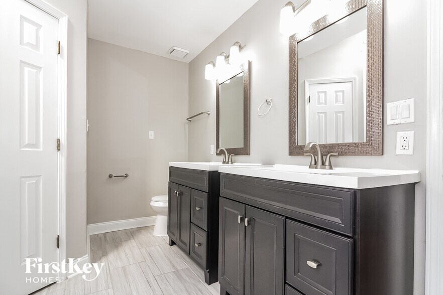 Building Photo - 4989 Wild Plum Cove