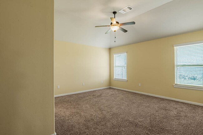 Building Photo - 4701 Apatite Bluff Dr