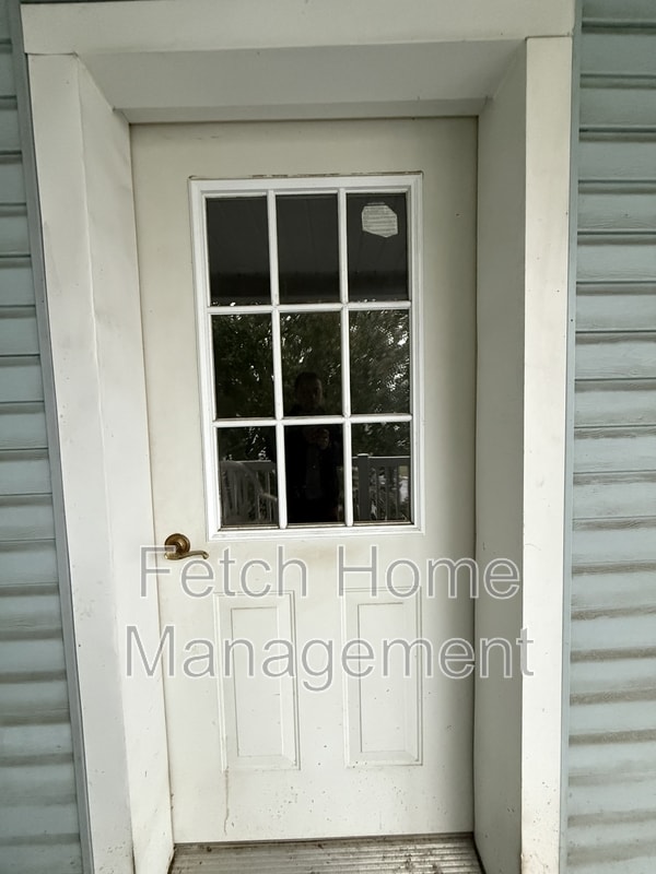 Building Photo - 243 Old Leacock Rd