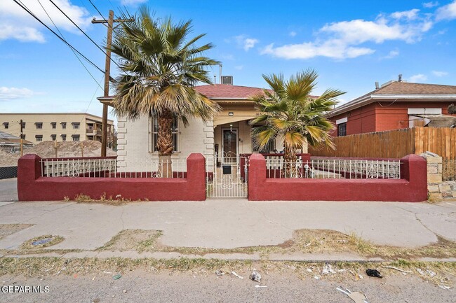 Primary Photo - 146 Brown St