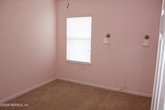 Building Photo - 5955 Wind Cave Ln
