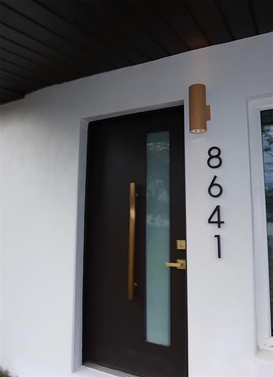 Building Photo - 8641 May Cir