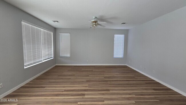 Building Photo - 1693 E Ebony Pl