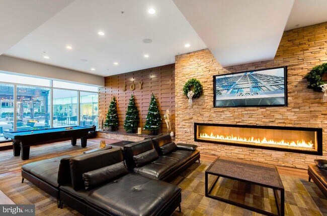 Building Photo - 1900 Arch St