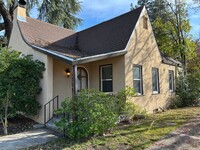 Building Photo - 1305 Montgomery St
