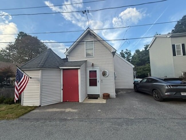 Primary Photo - 15 Myrtle Ave