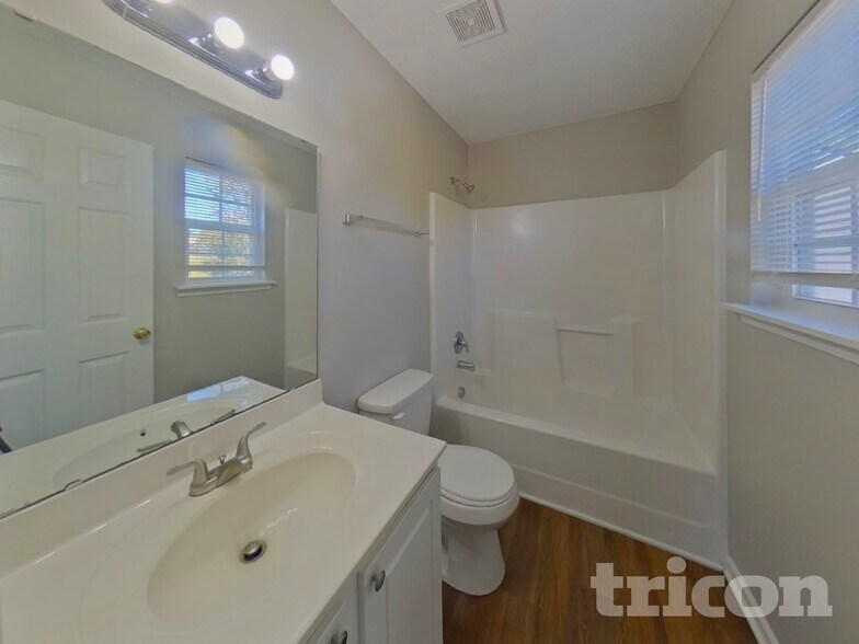 Building Photo - 457 Cape Jasmine Way