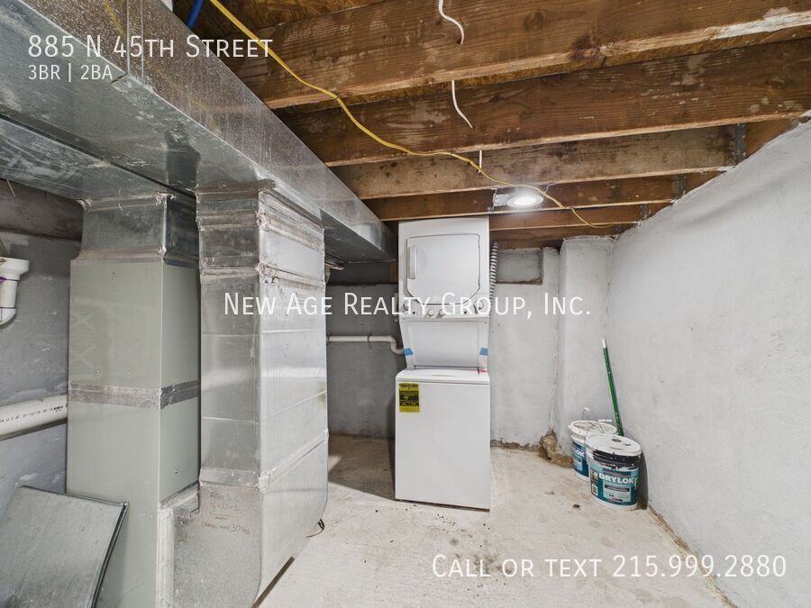 Building Photo - 885 N 45th St