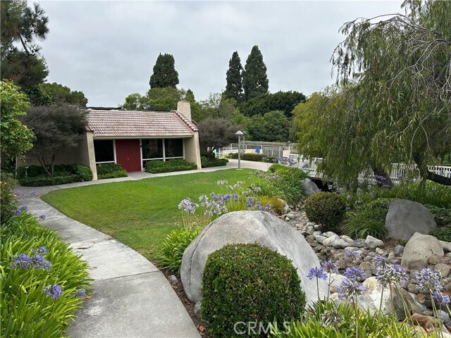 Building Photo - 18598 Creek Ln