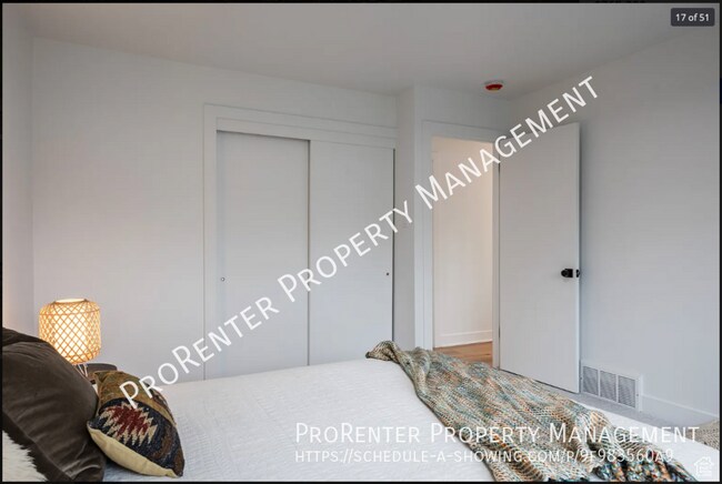 Building Photo - 4996 Moor Mont Cir